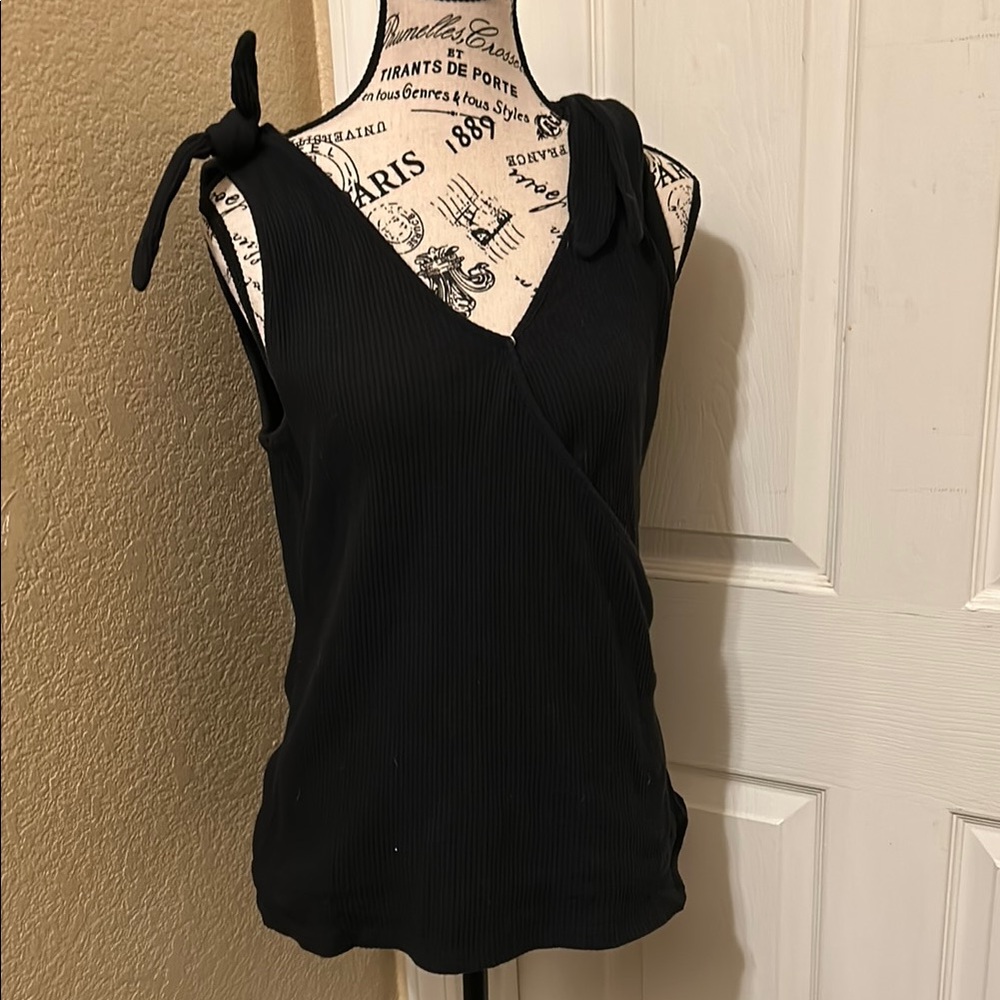 Who What Wear Black Sleeveless Wrap Top